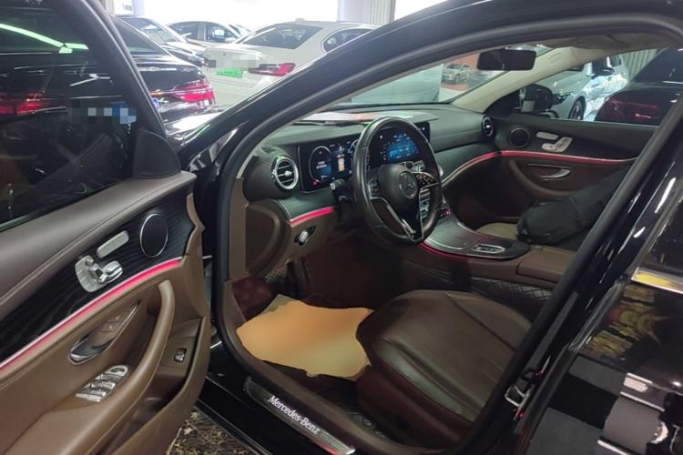 Used Mercedes-Benz E-Class 2022 Revised Version E 300 L Fashion Edition Driver Seat