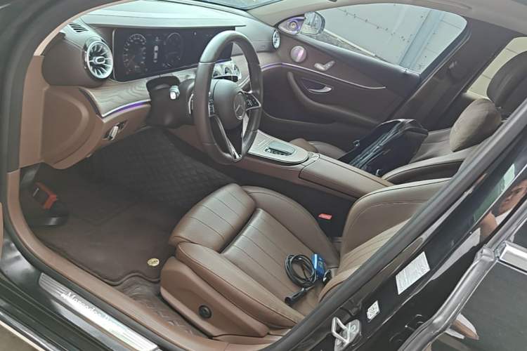 Used Mercedes-Benz E-Class 2022 E 260 L Driver Seat