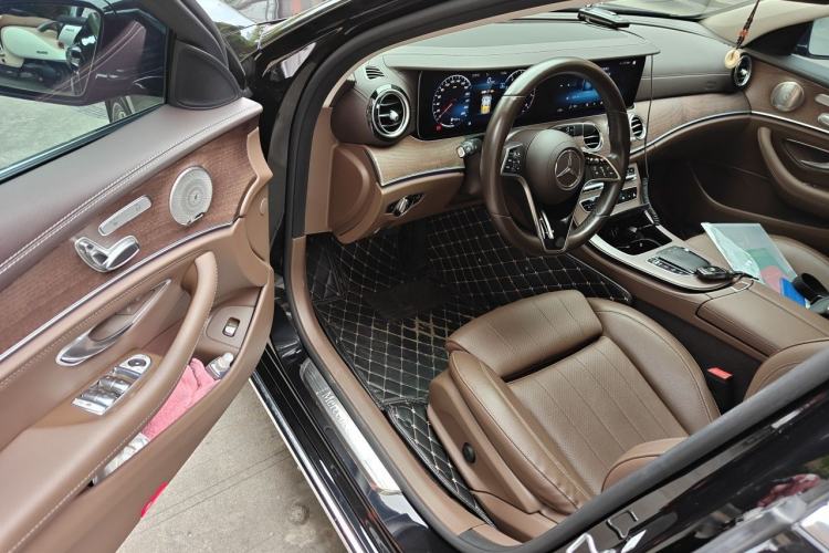 Used Mercedes-Benz E-Class 2022 Updated E 300 L Luxury Edition Driver Seat