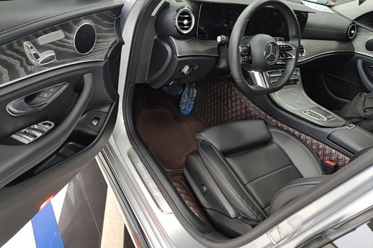Used Mercedes-Benz E-Class 2022 E 260 L Sport Edition Driver Seat