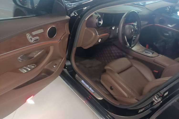 Used Mercedes-Benz E-Class 2022 E 260 L Driver Seat