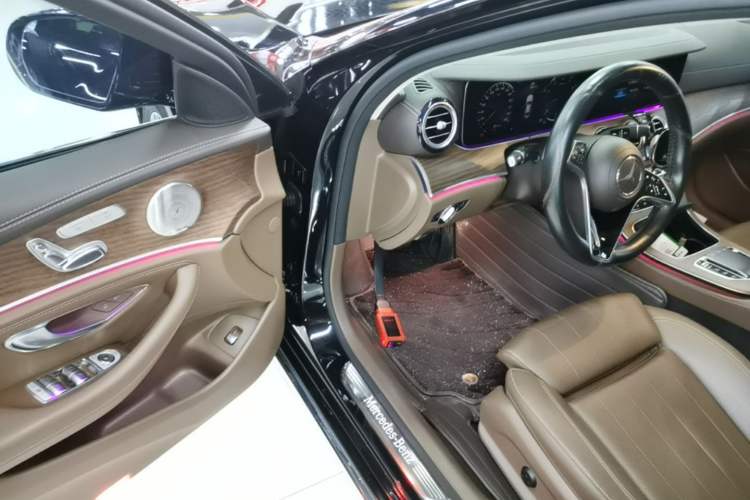 Used Mercedes-Benz E-Class 2022 Updated E 300 L Luxury Edition Driver Seat