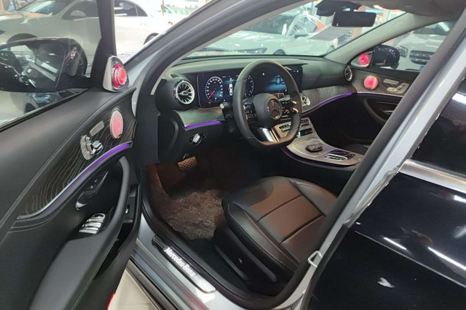 Used Mercedes-Benz E-Class 2022 Revised Version E 300 L Sport Luxury Edition Driver Seat
