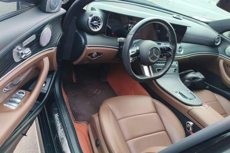 Used Mercedes-Benz E-Class 2022 Revised Version E 300 L Sporty and Stylish Edition Driver Seat