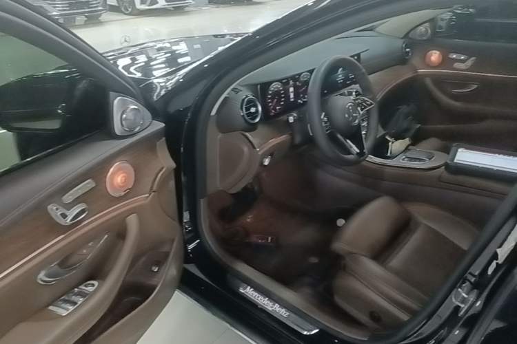 Used Mercedes-Benz E-Class 2022 E 300 L Luxury Model Driver Seat