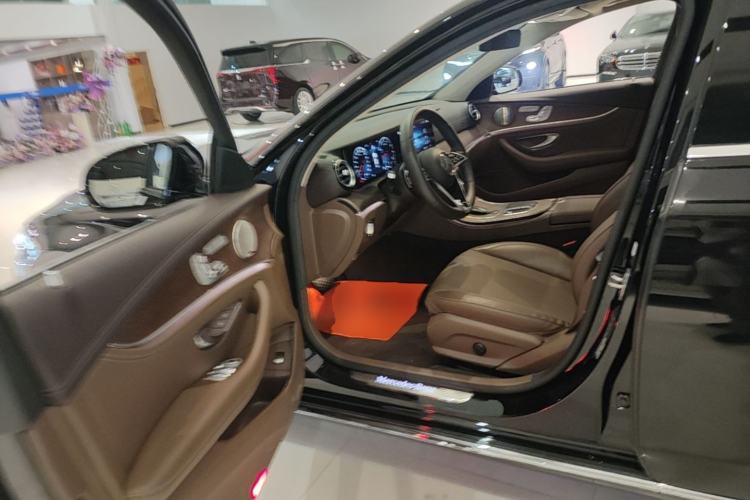Used Mercedes-Benz E-Class 2022 Revised Version E 300 L Luxury Edition Driver Seat