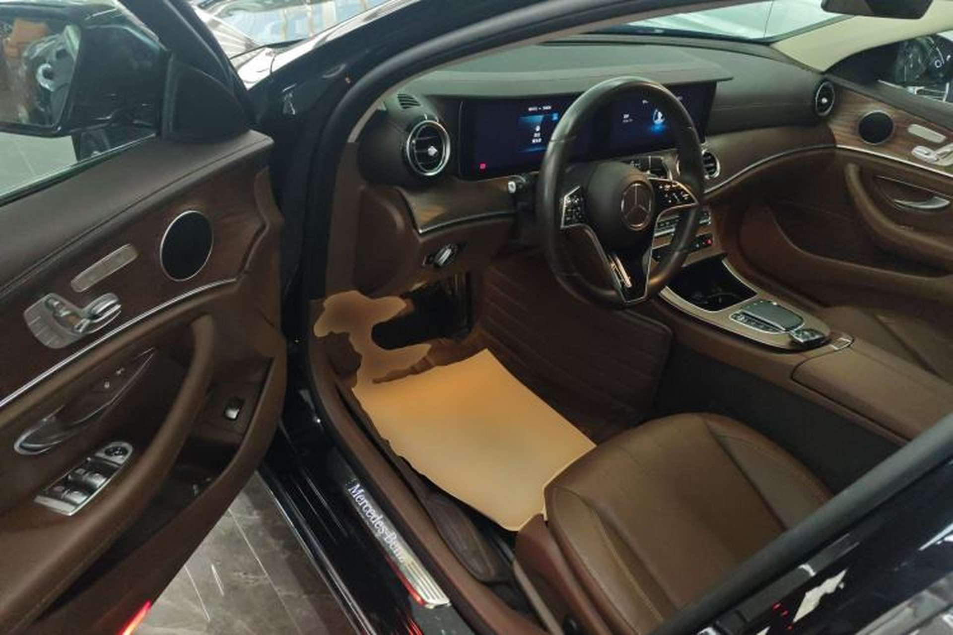 Used Mercedes-Benz E-Class 2022 Revised Version E 300 L Fashion Edition Driver Seat