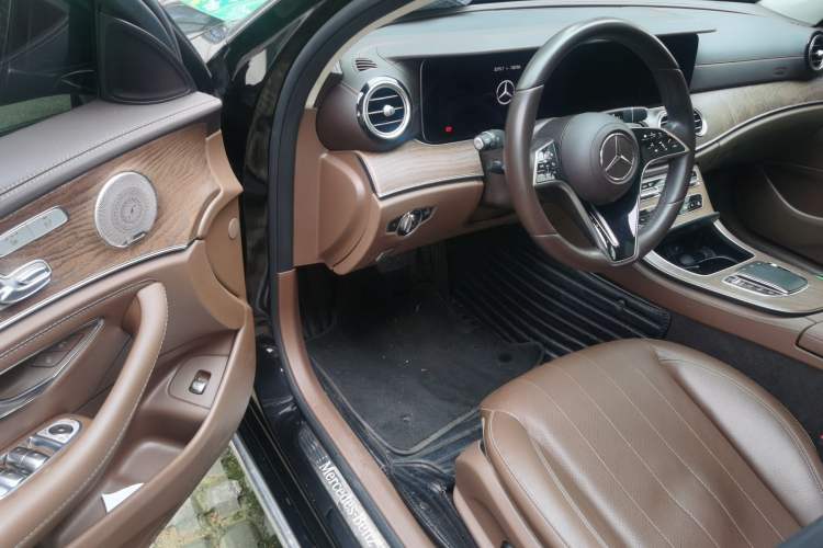 Used Mercedes-Benz E-Class 2022 Revised Version E 300 L Luxury Edition Driver Seat