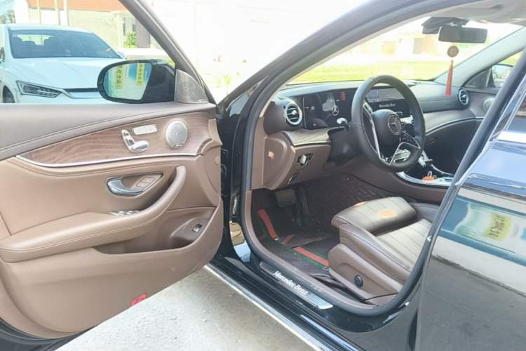 Used Mercedes-Benz E-Class 2022 Updated E 300 L Stylish Edition Driver Seat