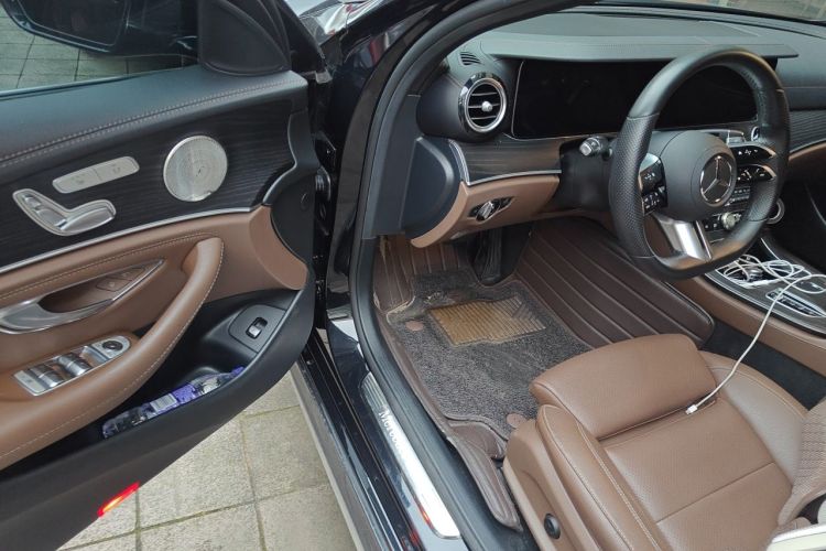 Used Mercedes-Benz E-Class 2022 Second Facelift E 300 L Sport Luxury Edition Driver Seat