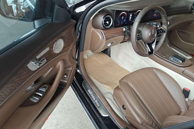 Used Mercedes-Benz E-Class 2022 Revised Version E 300 L Luxury Edition Driver Seat