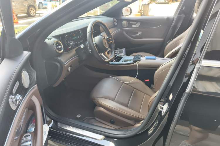 Used Mercedes-Benz E-Class 2022 Revised Version E 300 L Sport Luxury Edition Driver Seat