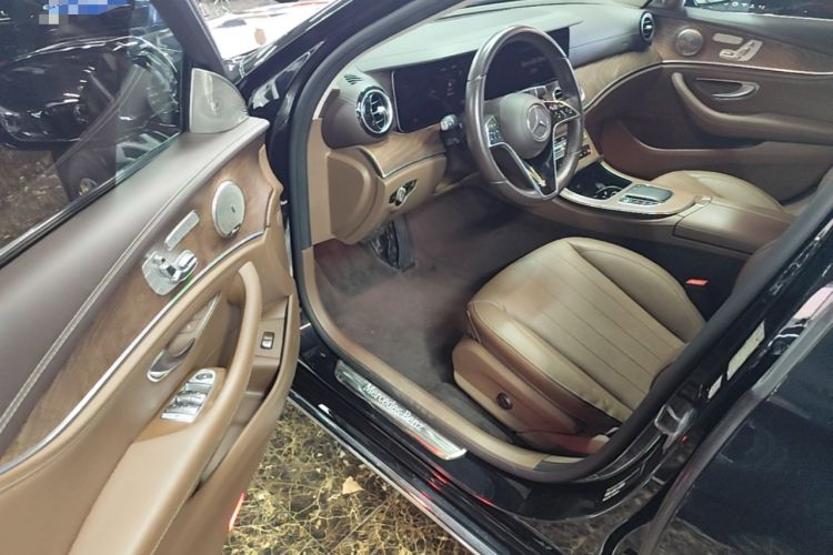 Used Mercedes-Benz E-Class 2022 Revised Version E 300 L Fashion Edition Driver Seat