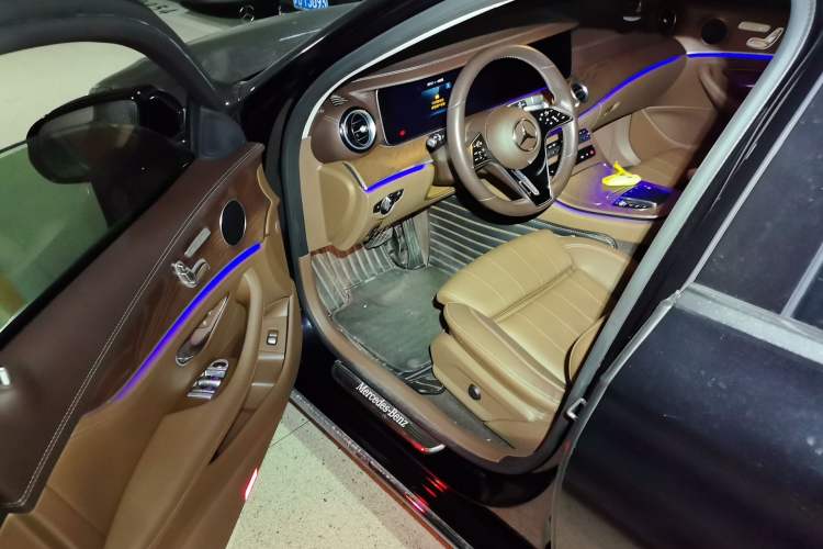 Used Mercedes-Benz E-Class 2022 Updated E 300 L Stylish Edition Driver Seat