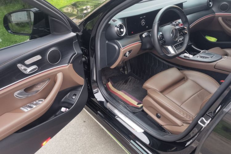 Used Mercedes-Benz E-Class 2022 E 260 L Sport Edition Driver Seat