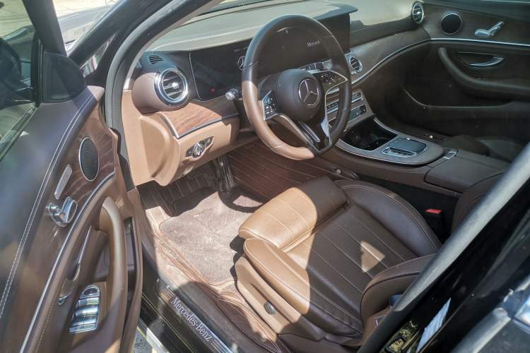 Used Mercedes-Benz E-Class 2022 Second Facelift E 260 L Driver Seat