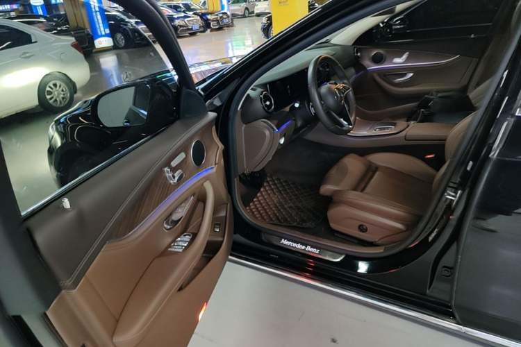 Used Mercedes-Benz E-Class 2022 Second Facelift E 260 L Driver Seat