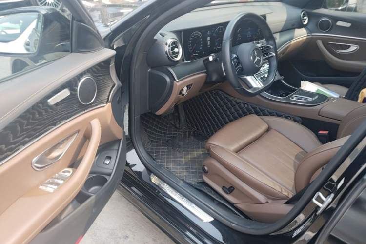Used Mercedes-Benz E-Class 2022 E 260 Stylish Sports Edition Driver Seat