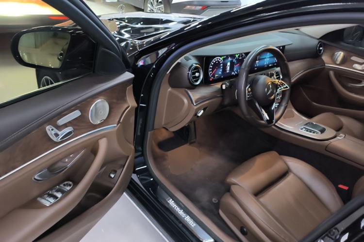 Used Mercedes-Benz E-Class 2022 Updated E 300 L Luxury Edition Driver Seat