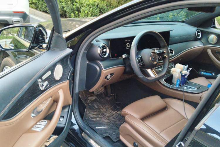 Used Mercedes-Benz E-Class 2022 Second Facelift E 300 L Sport Luxury Edition Driver Seat