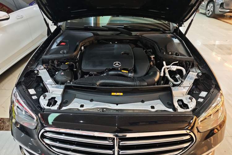 Used Mercedes-Benz E-Class 2022 Updated E 300 L Luxury Edition Engine Bay