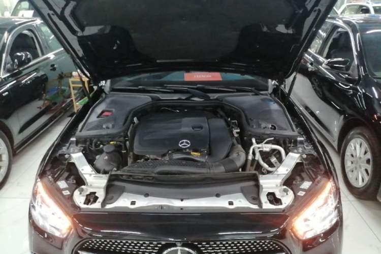 Used Mercedes-Benz E-Class 2022 E 260 L Sport Edition Engine Bay