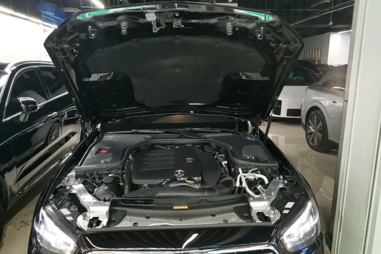 Used Mercedes-Benz E-Class 2022 E 260 L 4MATIC Engine Bay