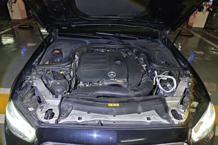 Used Mercedes-Benz E-Class 2022 Updated E 300 L Luxury Edition Engine Bay