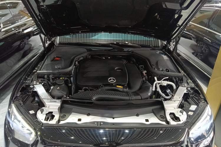 Used Mercedes-Benz E-Class 2022 E 300 L Sport Luxury Edition Engine Bay