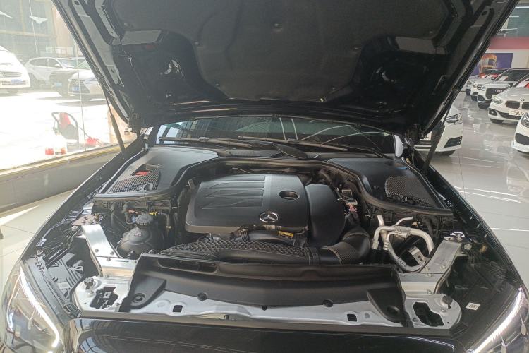 Used Mercedes-Benz E-Class 2022 Updated E 300 L Luxury Edition Engine Bay
