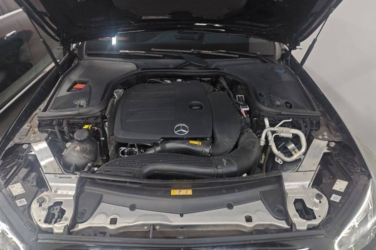 Used Mercedes-Benz E-Class 2022 E 260 Stylish Sports Edition Engine Bay