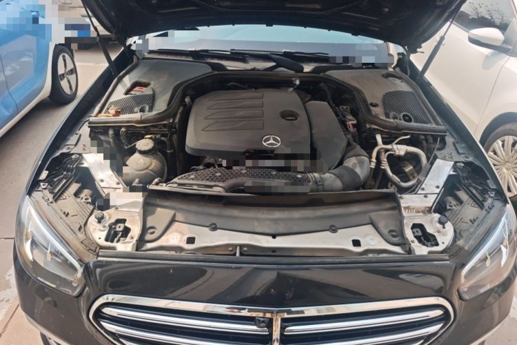 Used Mercedes-Benz E-Class 2022 Revised Version E 300 L Luxury Edition Engine Bay
