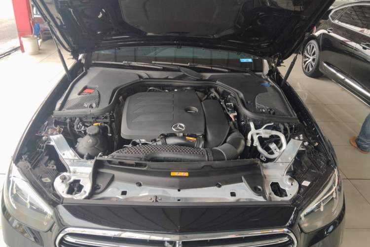Used Mercedes-Benz E-Class 2022 Second Facelift E 300 L Fashion Edition Engine Bay