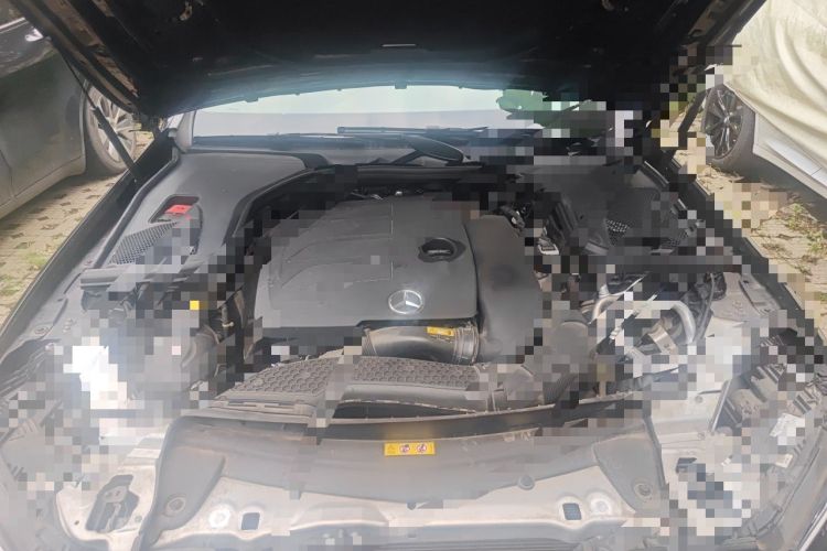 Used Mercedes-Benz E-Class 2022 E 260 L Engine Bay