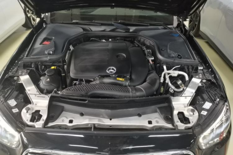 Used Mercedes-Benz E-Class 2022 Updated E 300 L Luxury Edition Engine Bay