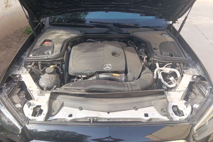 Used Mercedes-Benz E-Class 2022 Revised Version E 300 L Luxury Edition Engine Bay