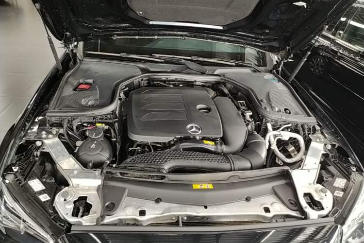 Used Mercedes-Benz E-Class 2022 Revised E 300 L Sport Luxury Edition Engine Bay