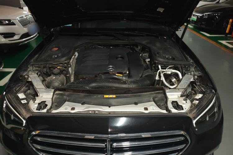Used Mercedes-Benz E-Class 2022 Updated E 260 L Engine Bay
