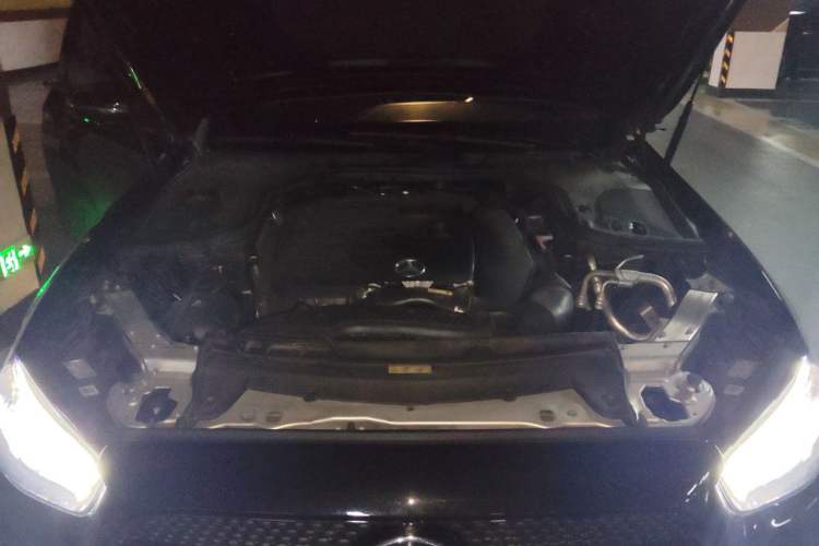 Used Mercedes-Benz E-Class 2022 Revised E 300 L Sport Luxury Edition Engine Bay