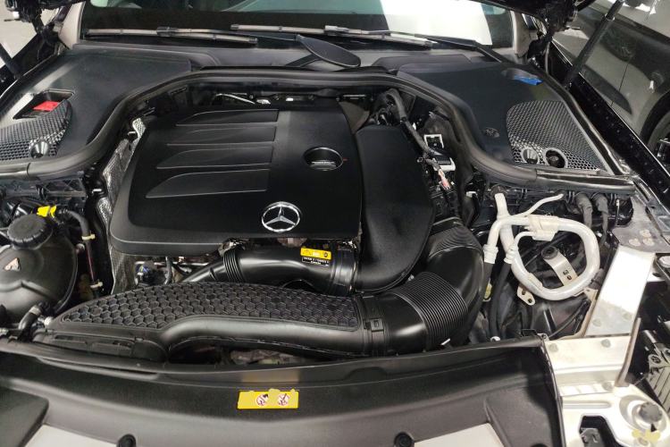 Used Mercedes-Benz E-Class 2022 Second Facelift E 300 L Luxury Edition Engine Bay