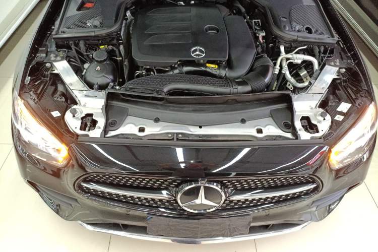 Used Mercedes-Benz E-Class 2022 Second Facelift E 300 L Sport Luxury Edition Engine Bay