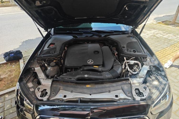 Used Mercedes-Benz E-Class 2022 Updated E 300 L Luxury Edition Engine Bay