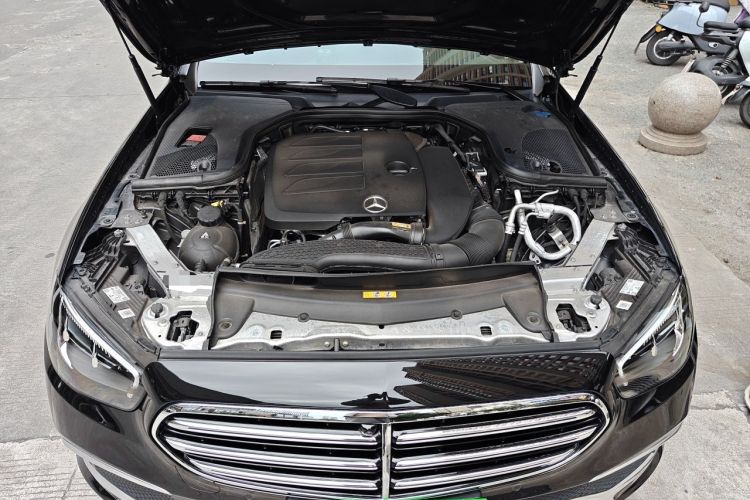 Used Mercedes-Benz E-Class 2022 Updated E 300 L Luxury Edition Engine Bay