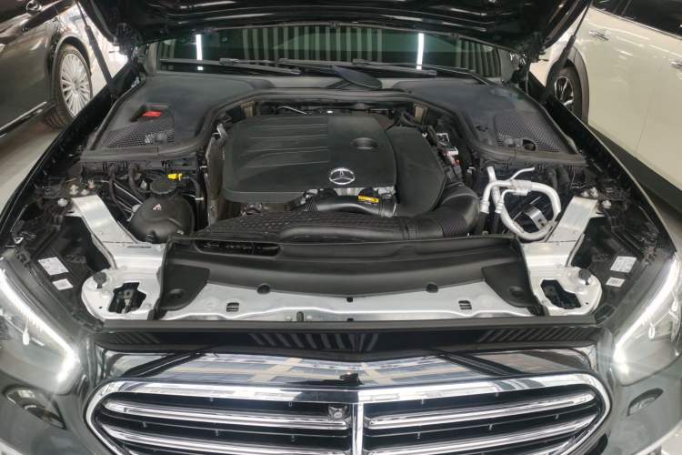 Used Mercedes-Benz E-Class 2022 Updated E 300 L Luxury Edition Engine Bay