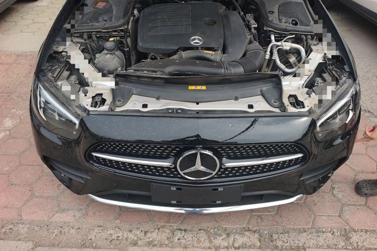 Used Mercedes-Benz E-Class 2022 Revised Version E 300 L Sport Luxury Edition Engine Bay
