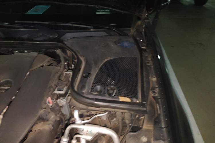 Used Mercedes-Benz E-Class 2022 Restyled E 260 L Sport Edition Engine Bay Left