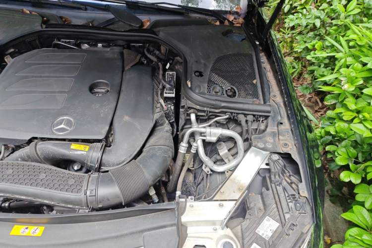 Used Mercedes-Benz E-Class 2022 E 300 L Luxury Model Engine Bay Left