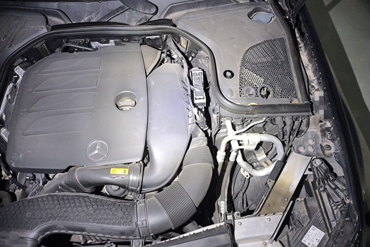 Used Mercedes-Benz E-Class 2022 E 300 L Sport Luxury Edition Engine Bay Left