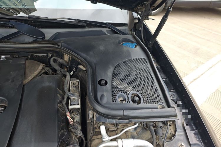Used Mercedes-Benz E-Class 2022 Updated E 300 L Stylish Edition Engine Bay Left