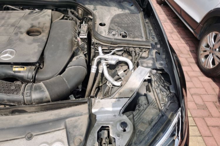 Used Mercedes-Benz E-Class 2022 Revised Version E 300 L Fashion Edition Engine Bay Left